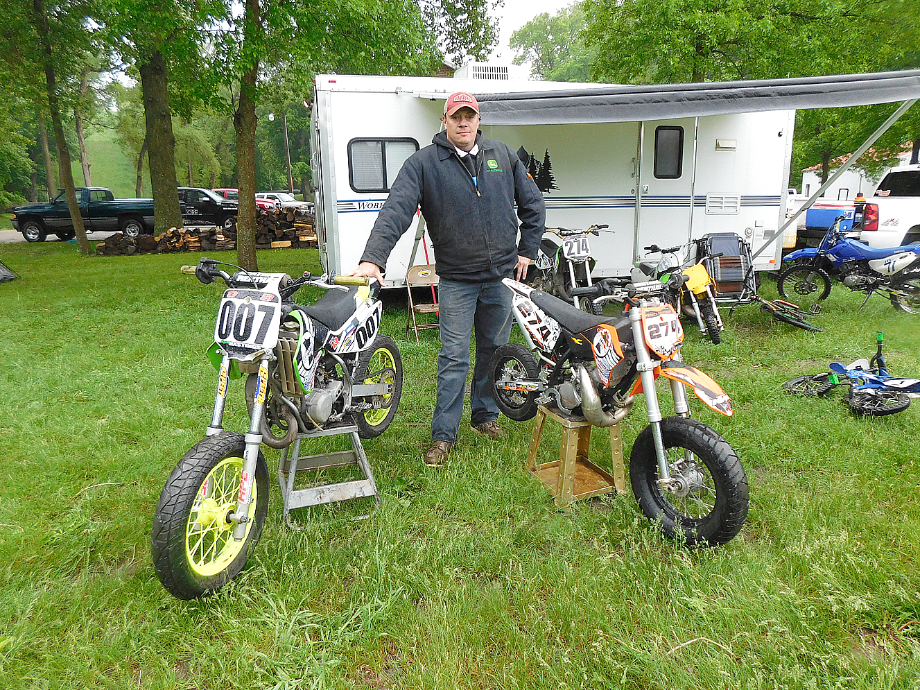 Rain halts racing, but not tradition | News, Sports, Jobs - The Journal